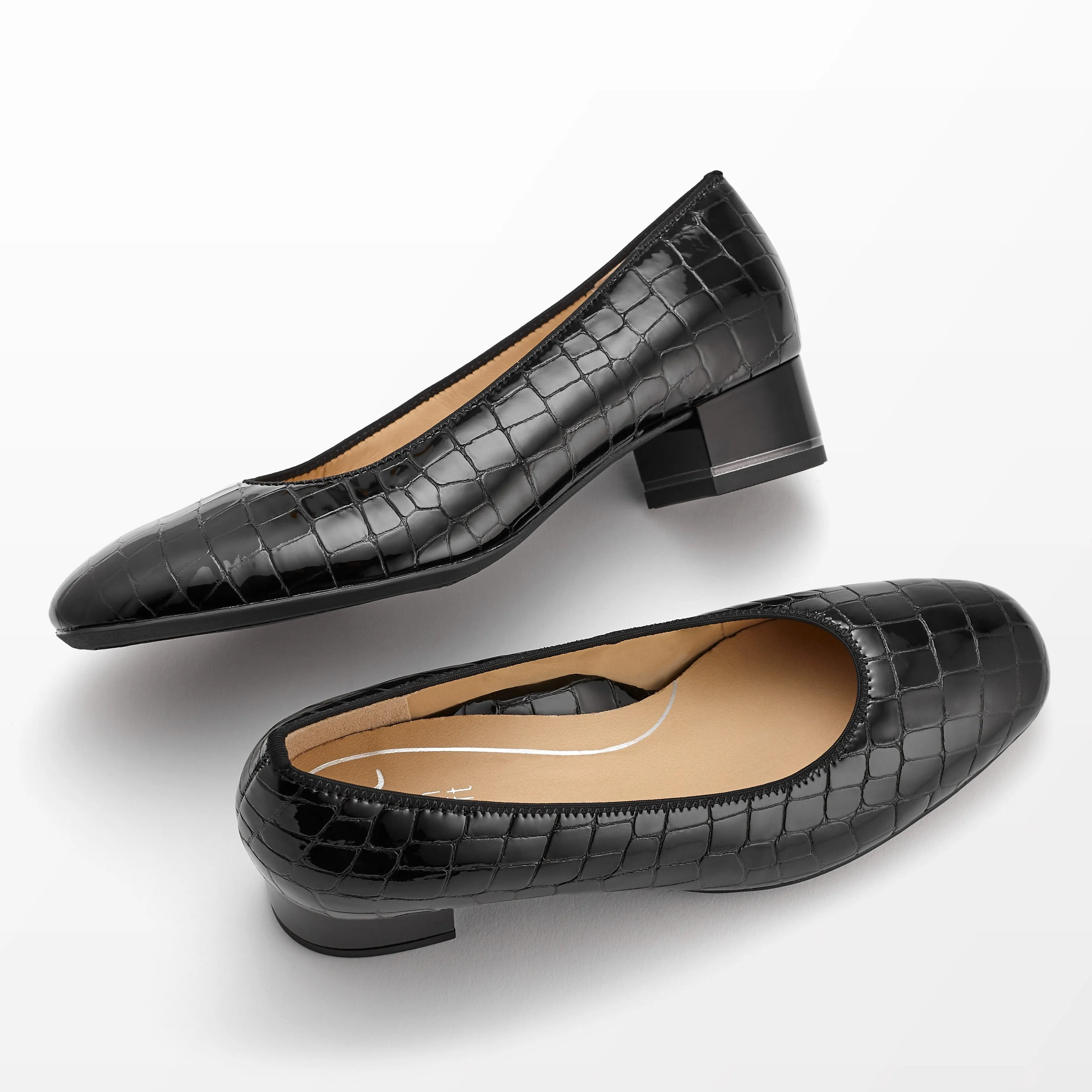 11838 Black Croc Patent