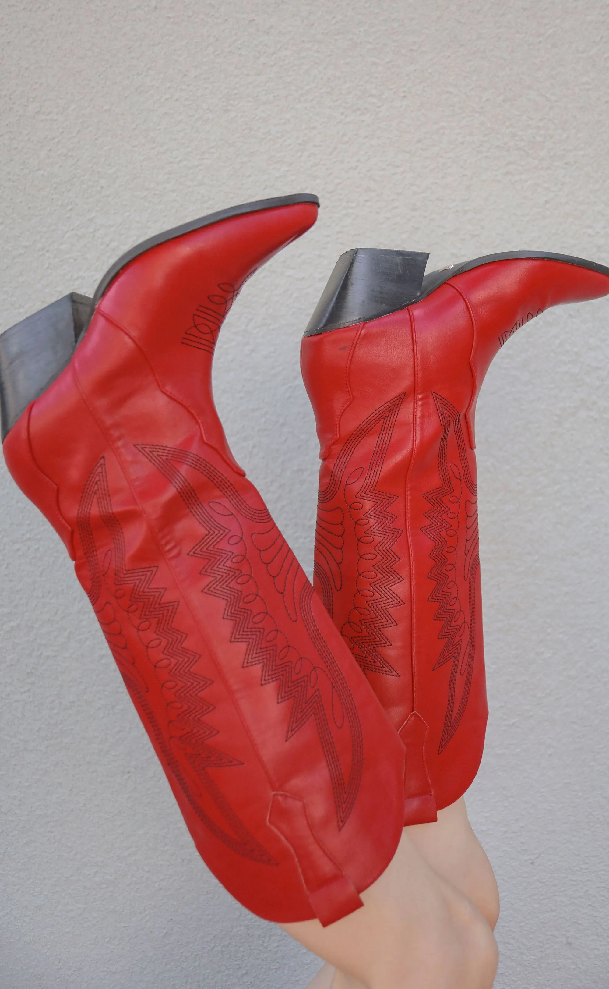 billini: zayda boot - red