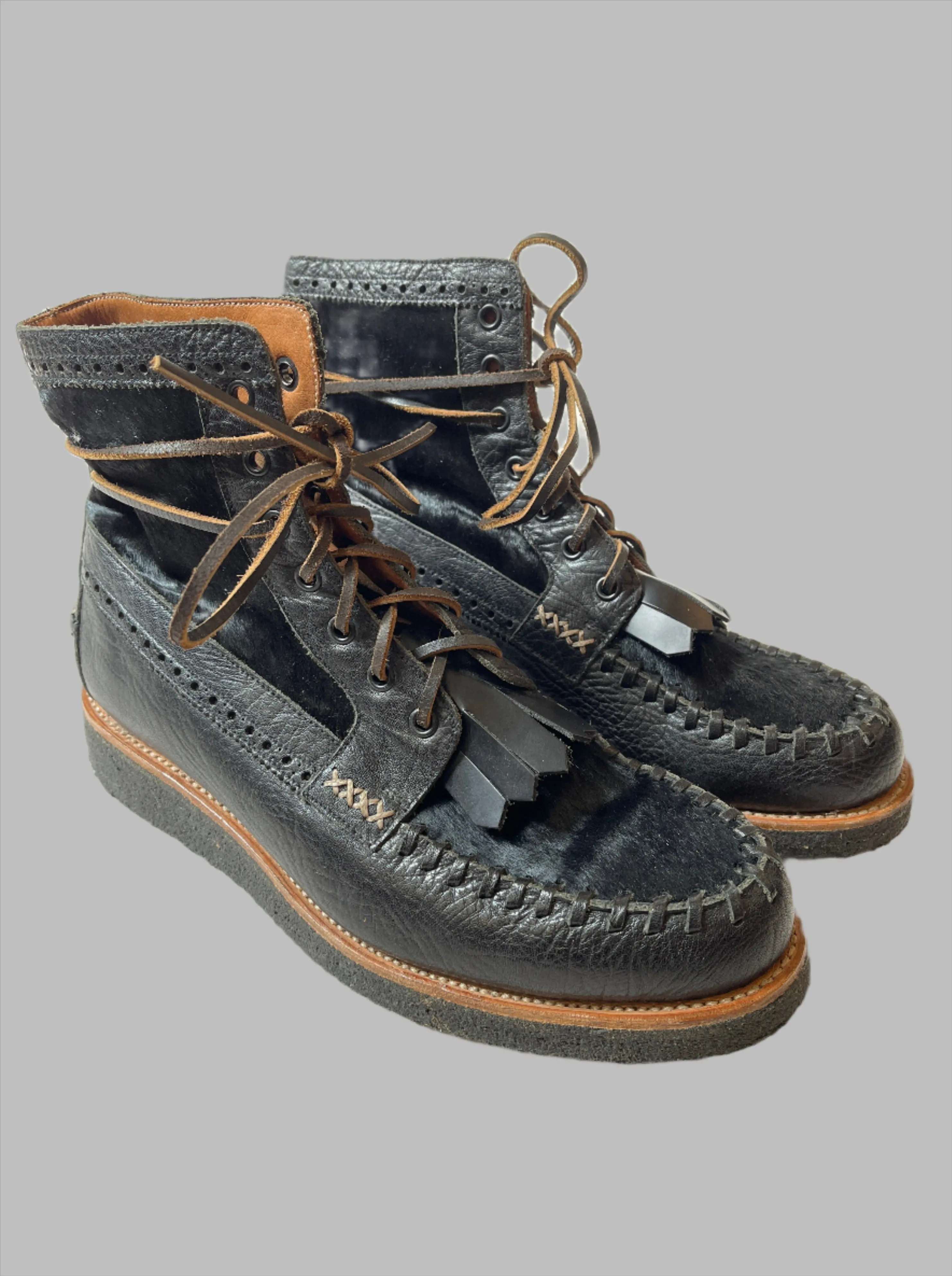 Bright Shoemakers, Moccasin Boot, Black Wolf (sample)